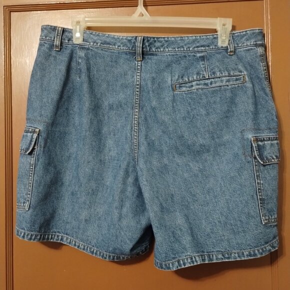 VINTAGE PLUS SIZE 18W FADED GLORY HIGH RISE DENIM SHORTS - Picture 3 of 3